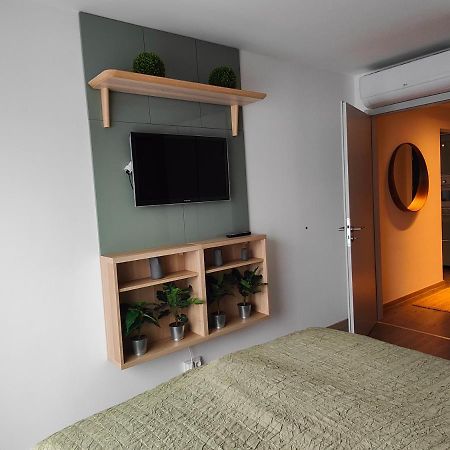 Beachfront Paradise Ezuest Panorama Lakeview Apartment With Panoramic Terrace Siofok Bagian luar foto